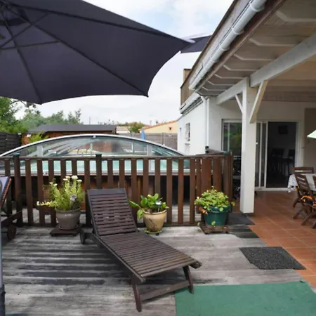 Avec Piscine Et Jardin, Vila Gujan-Mestras