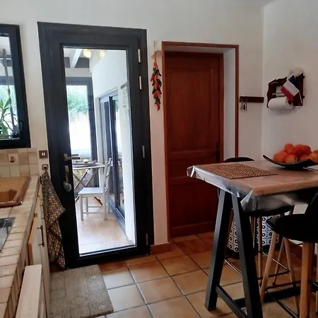 Avec Piscine Et Jardin, * Gujan-Mestras